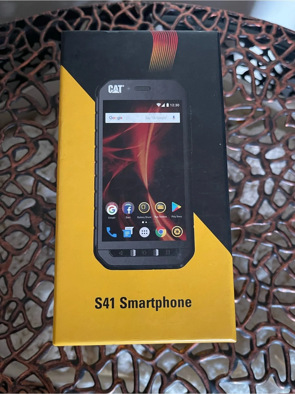 Caterpillar S41 Rugged Smartphone in Black and Yellow